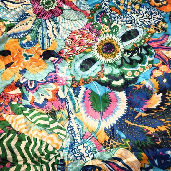 ABIGAIL RIGGS Floral Scarf Go For It Mission Empowerment 2014 Scarf - Picture 2 of 8